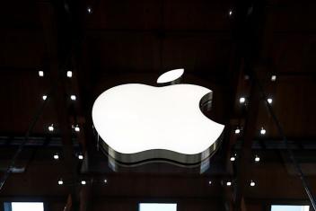 Apple reportedly aims to debut a fully self-driving car in 2025