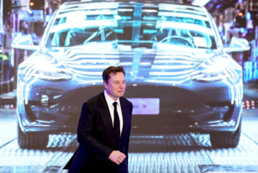 Elon Musk says civilization will ‘crumble’ if people don’t have more kids