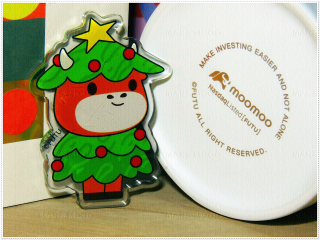 FUTU MooMoo Fridge Magnet featuring MooCow in Christmas Tree costume