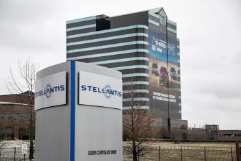 亚马逊和Stellantis的协议承诺使用数千辆电动Ram送货车
