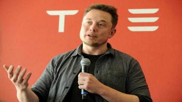 Elon Musk giving 'serious thought' to build a new social media platform