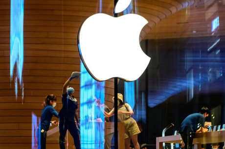 据报道，苹果想经营自己的金融服务，而合作伙伴的股票付出了代价