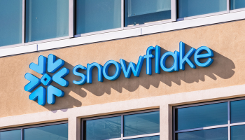 Snowflake 是继亚马逊 AWS、微软 Azure 和谷歌云之后的第四家超大规模企业？