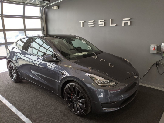A New Tesla Model Y Is Coming to Europe At A Majorly Reduced Price