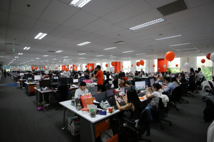 Shopee Vietnam tightens belt and cuts staff breakfast