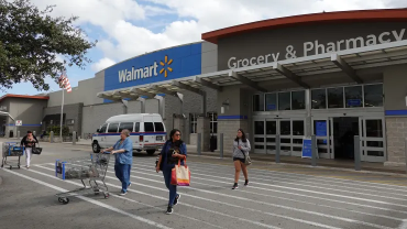 Walmart gives soft outlook for the year after posting strong holiday quarter