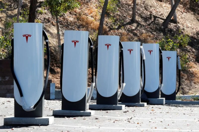 Tesla charging technology put on fast track to become US standard
