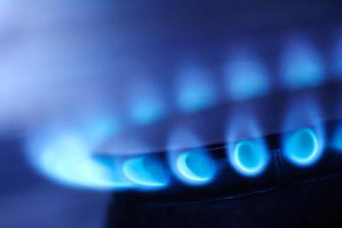 天然气飙升12％，使生产商的股价升至年初至今的高点