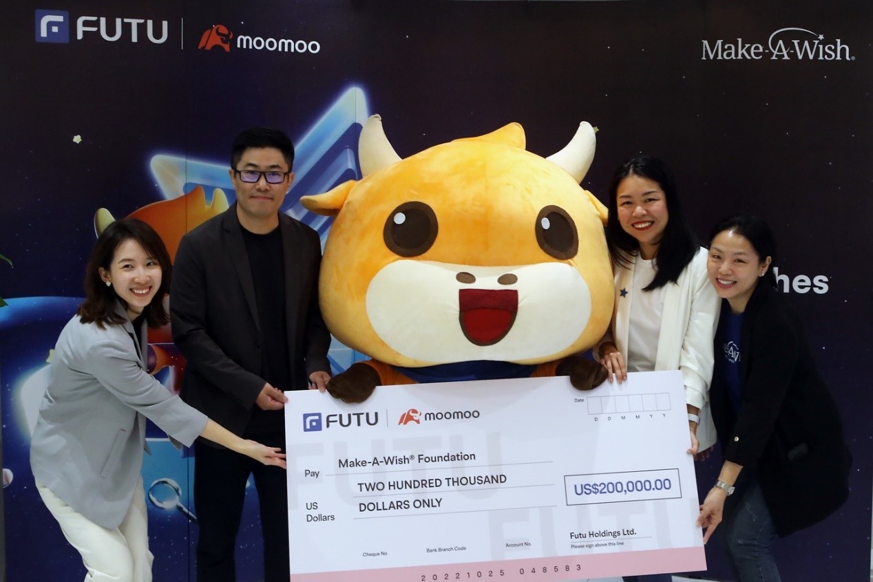 The leading tech-driven financial services platform, moomoo, announced its partnership with Make-A-Wish International, the charity organization that helps fulfill the wishes of children who have been diagnosed with a life-threatening illness. Caption - Left: Nancy Li, Strategic Investments & Partnerships, Futu Holdings, Robin Xu, Group Senior Partner & Senior Vice President Futu Holdings, moomoo, Apple Lee, Regional Direc...