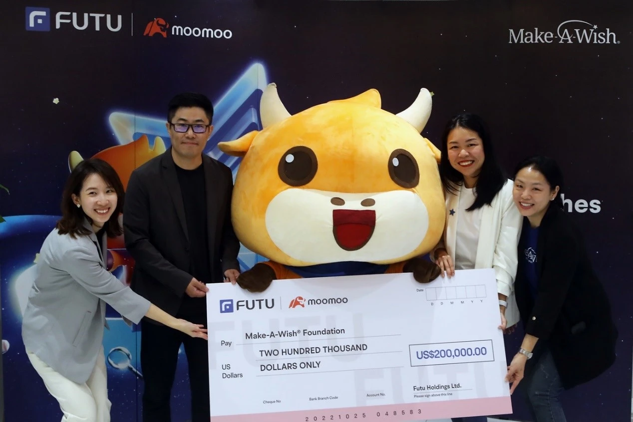The leading tech-driven financial services platform, moomoo, announced its partnership with Make-A-Wish International, the charity organization that helps fulfill the wishes of children who have been diagnosed with a life-threatening illness. Caption - Left: Nancy Li, Strategic Investments & Partnerships, Futu Holdings, Robin Xu, Group Senior Partner & Senior Vice President Futu Holdings, moomoo, Apple Lee, Regional Direc...