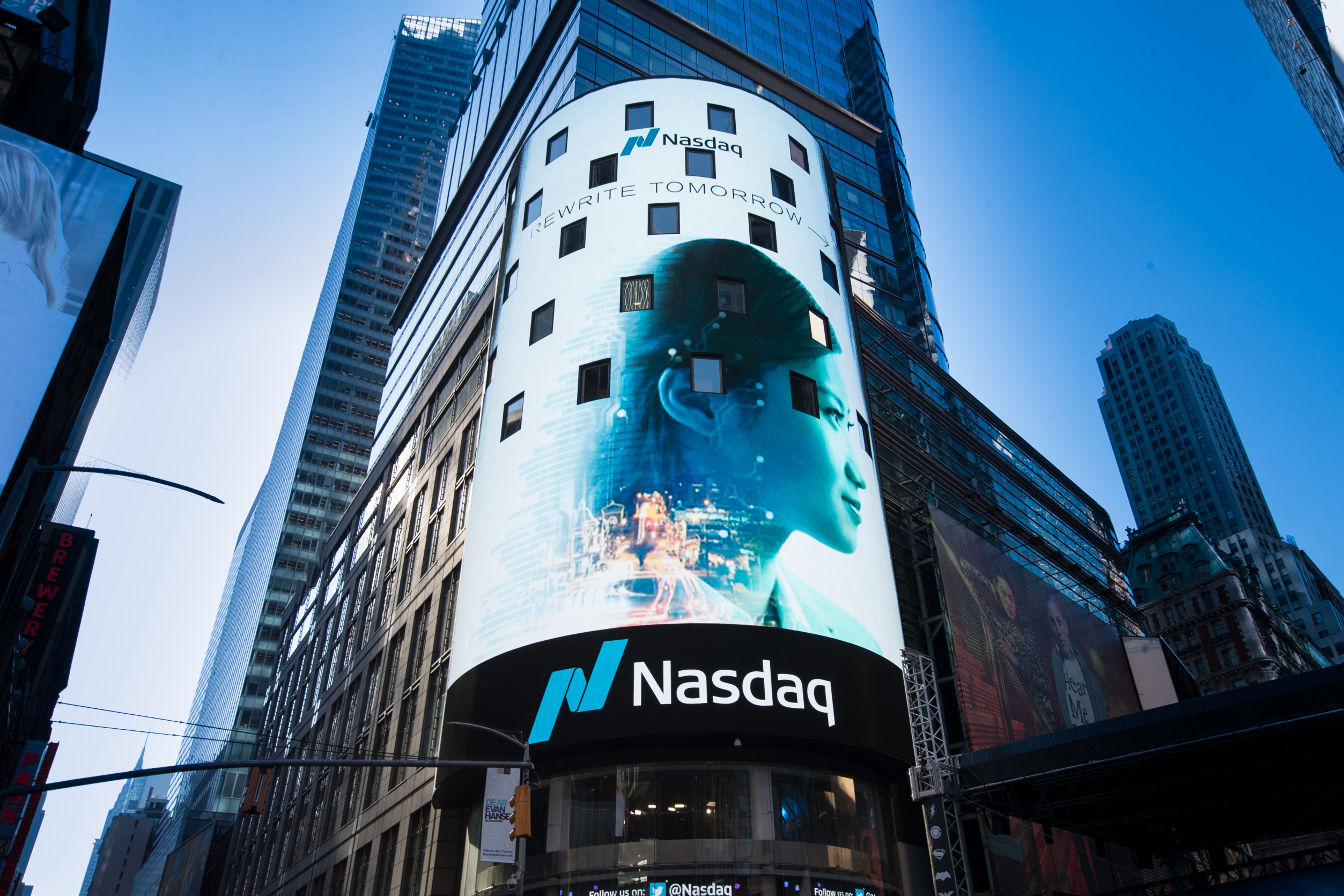 Hi Mooers! Nasdaq Has Joined the Moo Community!