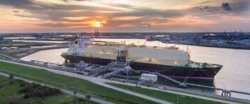 Experts: U.S. LNG Growth Could Slow Next Year