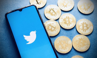 随着马斯克将应用程序推向金融领域，Twitter与eToro合作，允许用户交易股票和加密货币