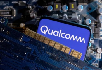 Qualcomm says Samsung, Google plan to use its new headset chip
