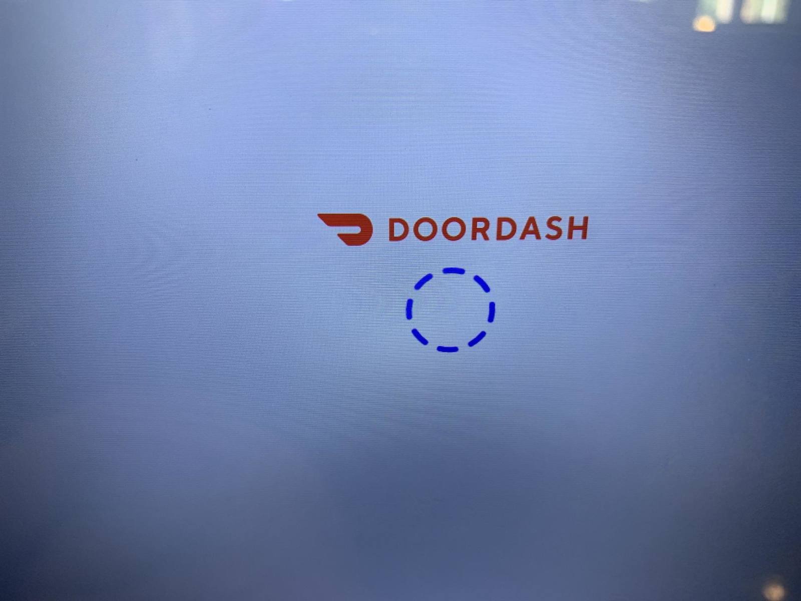 DoorDash (DASH.US)$ 今天doordash 的app 无法正常运行，公司说是技术原因造成的，大面积瘫... - moomoo 社区