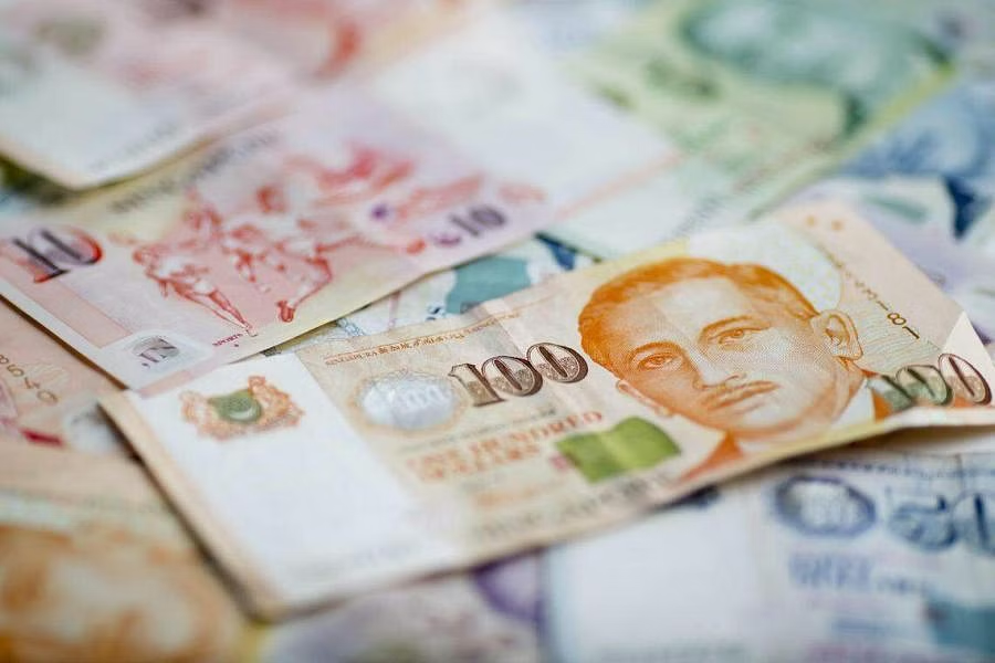 Singapore Savings Bond interest rate curve flattens further; 10-year average return at 2.81%