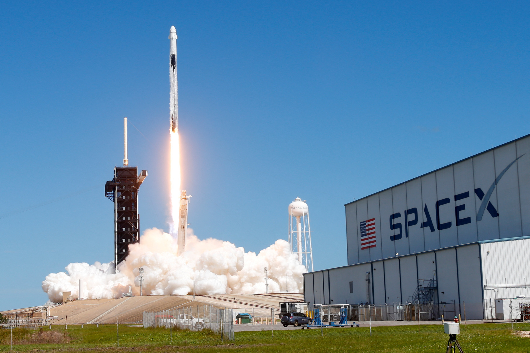 SpaceX 考虑最快在 2024 年通过首次公开募股分拆出 Starlink