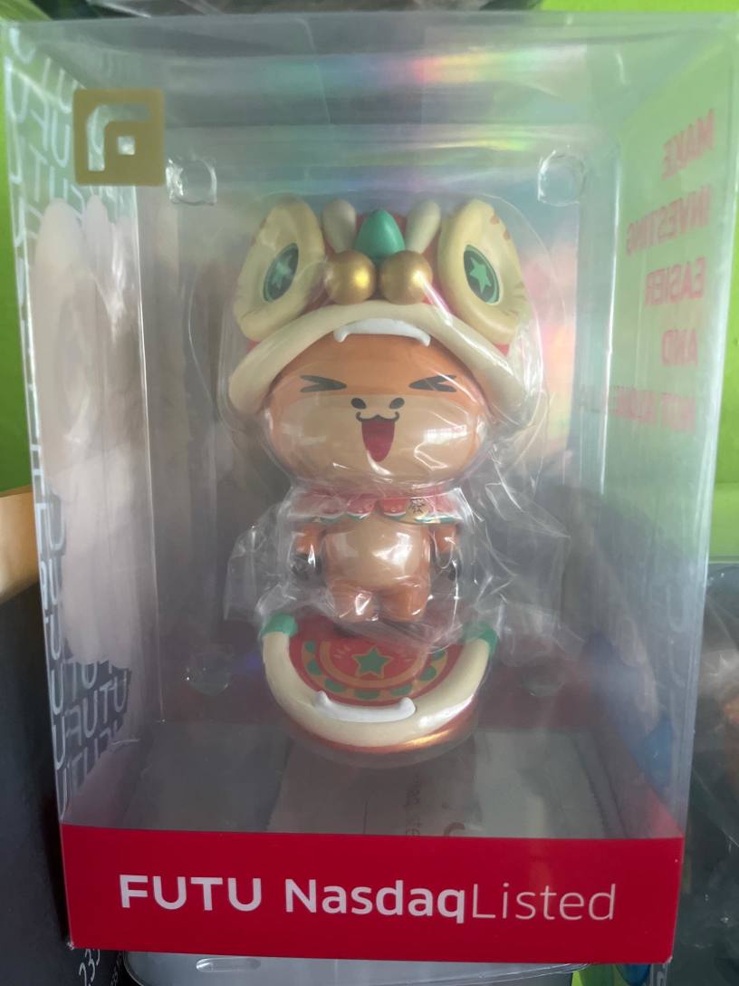 Cute and nice moomoo figurine