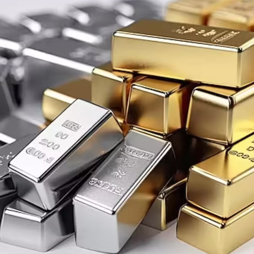 PETER SCHIFF: "GOLD IS DOWN OVER $100 NOW, TRADING BELOW $4,900. SILVER IS DOWN OVER $3, TRADING BELOW $74. PULLBACKS LIKE THIS REPRESENT GREAT BUYING OPPORTUNITIES."