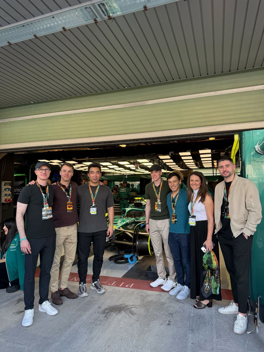 先週末のF1イベントでコインベース・グローバルのトレーダー数名と有意義な時間を過ごしました。当社の高度な取引プラットフォ... -  moomooコミュニティ