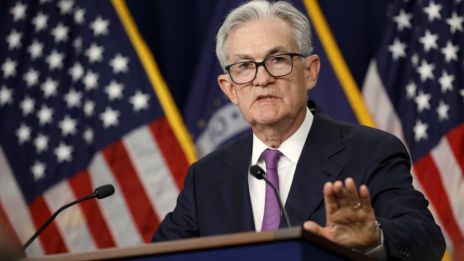 📣 JUST IN：美联储维持利率，预计未来有三次降息 📉