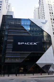 埃隆·馬斯克在SpaceX的IPO中瞄準散戶投資者🚀