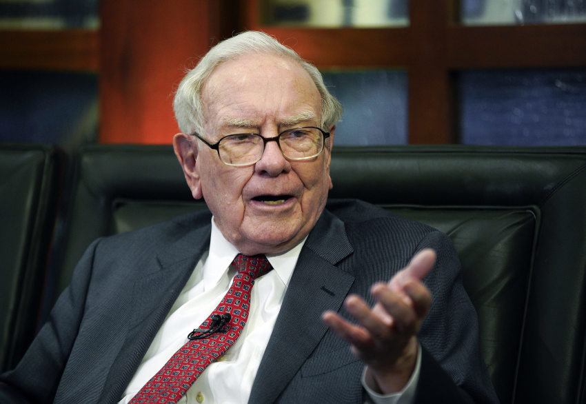 Learning from the Oracle: Buffett's Zero-Cost Strategy