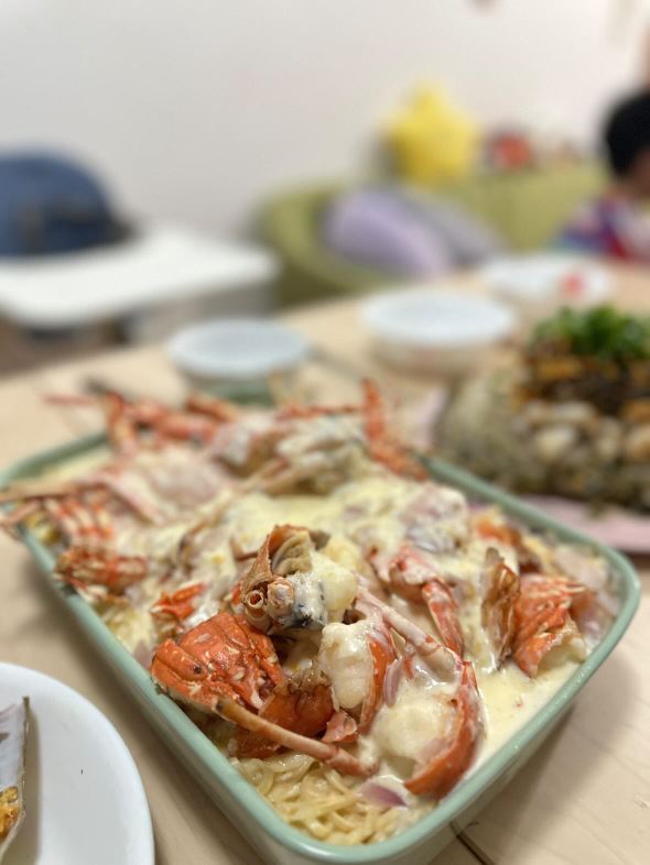 南轅北轍的港股與美股 - 5月25至27日覆盤
