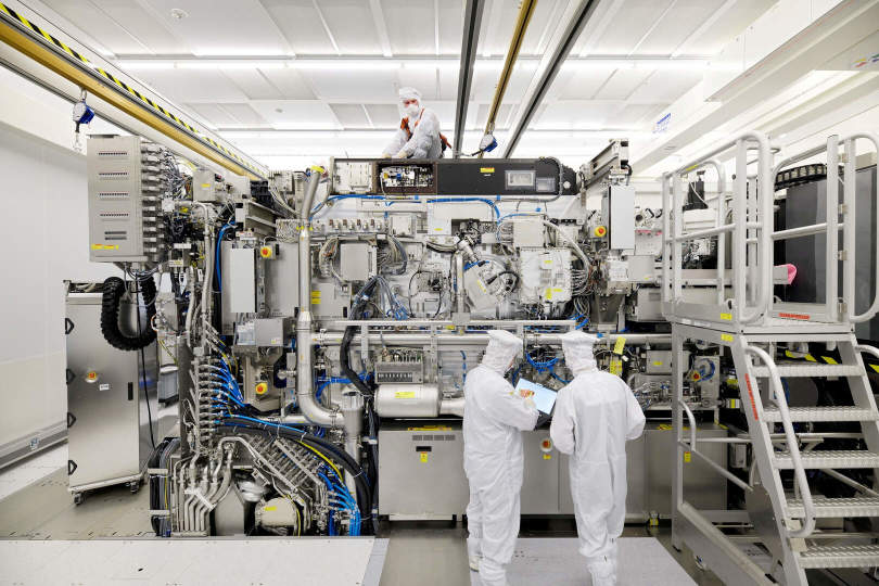 在比利時魯汶的imec，有一家世界領先的納米電子公司，業務令人驚歎。