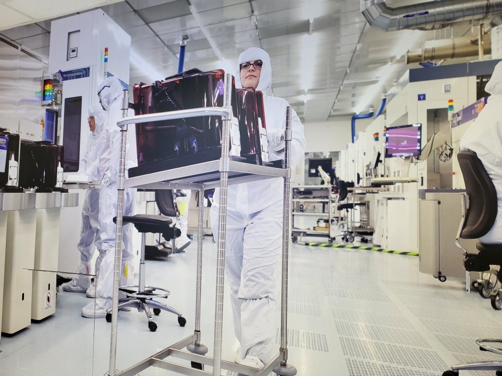 在比利時魯汶的imec，有一家世界領先的納米電子公司，業務令人驚歎。