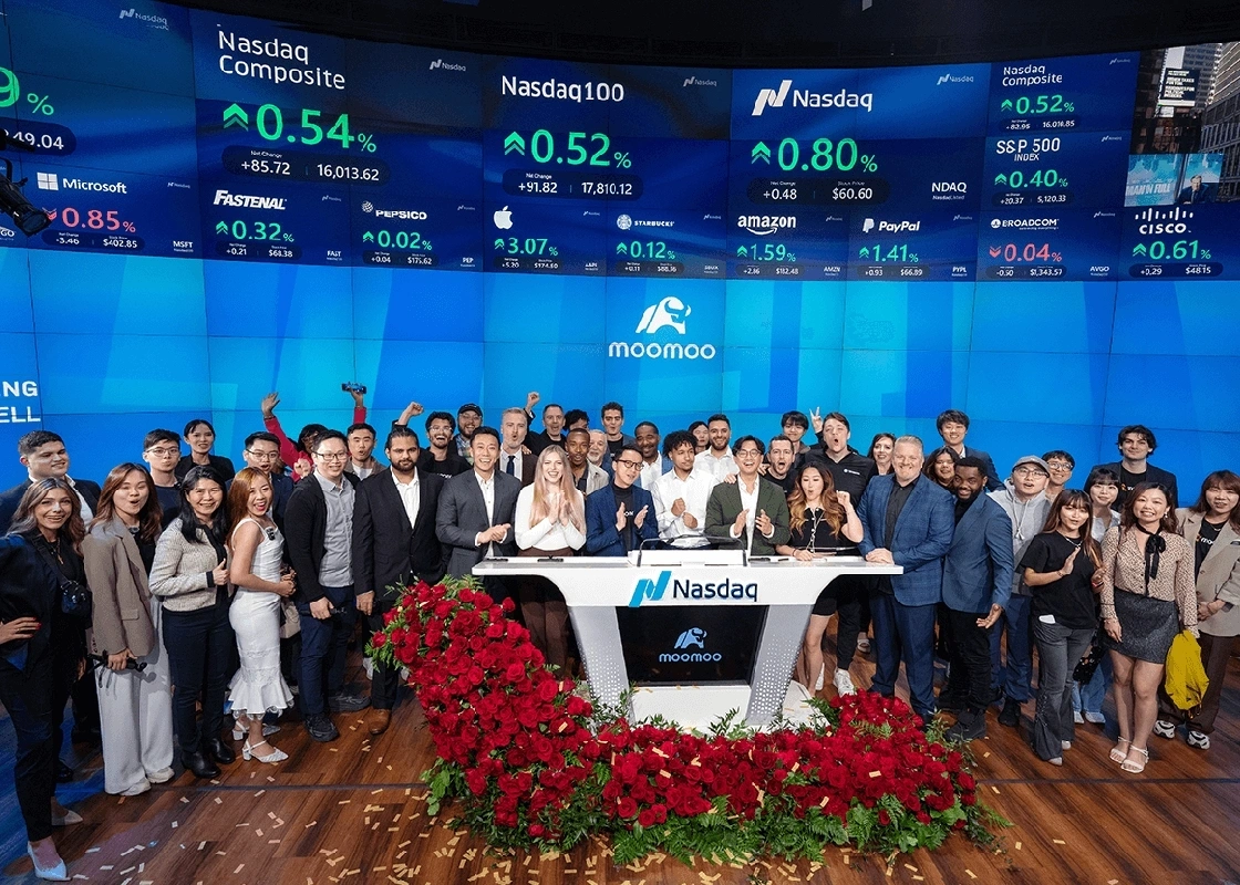 Nasdaq MarketSite 内幕-使用 Moomoo 解锁独特体验