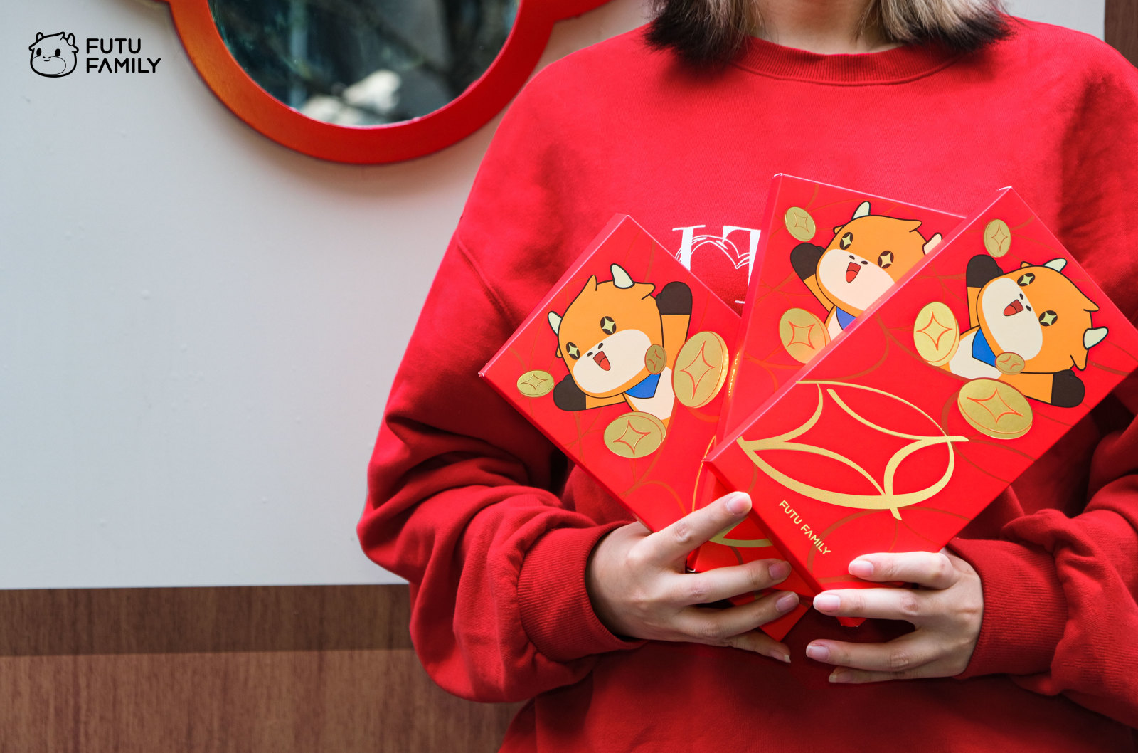 Hi, mooers! Are you ready to jump into 2025 with excitement? We're delighted to lead the way by introducing our first collectible of the year—the Lively Moo! As you've just seen, the Lively Moo isn't just any collectible; it embodies joy and creativity for the upcoming year. Plus, we've crafted special red envelopes for the Lunar New Year. 🧧 Join us as we delve into the charm and features of these exciting new items! 👀 🚨 Heart-melter alert! 🚨...