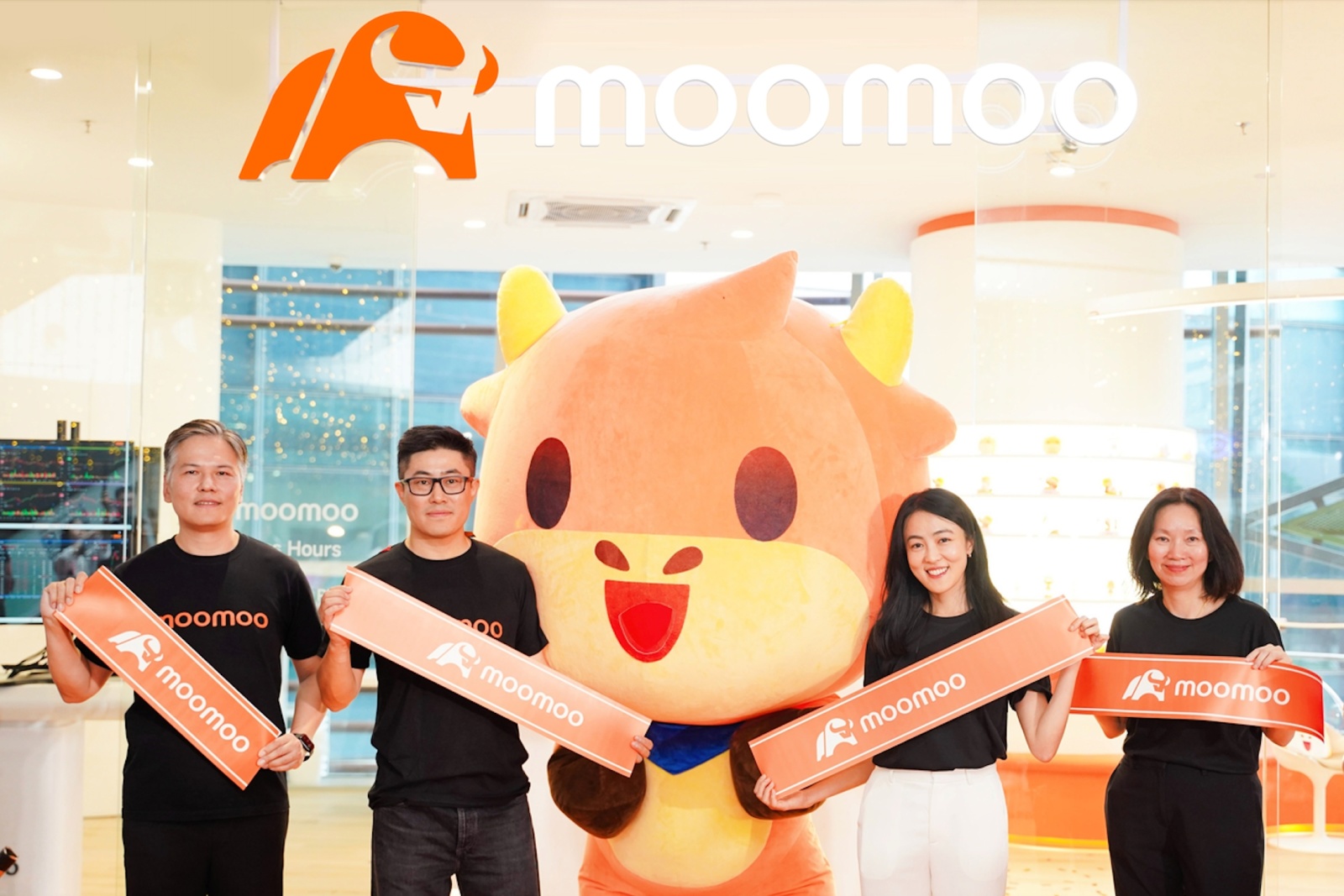富途线下版图再拓展！moomoo 全球首店闪耀登场，香港铜锣湾旗舰店盛大启幕- moomoo 社区